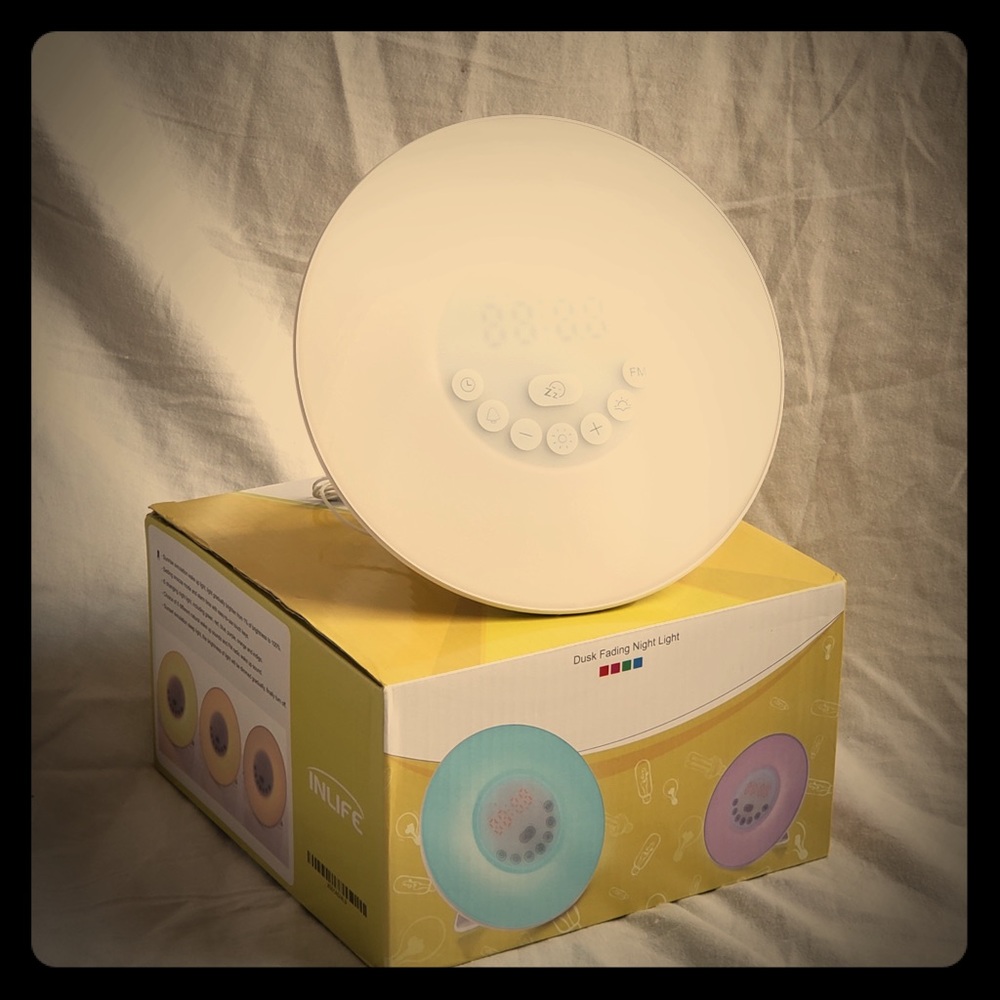 Dusk Fading Nightlight and Digital Alarm Clock
